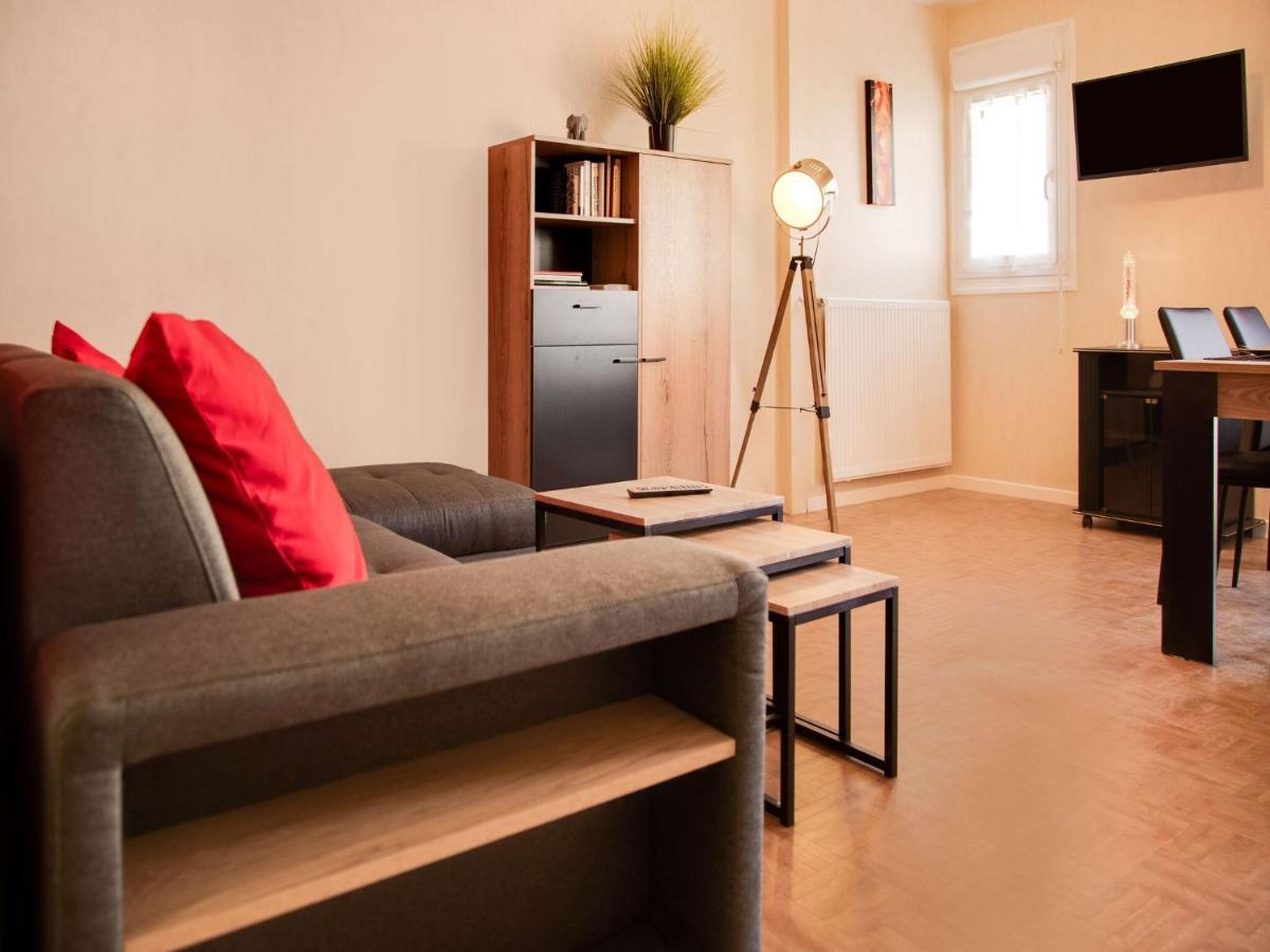 Attractive Apartment In Chaumont With A Balcony Buitenkant foto